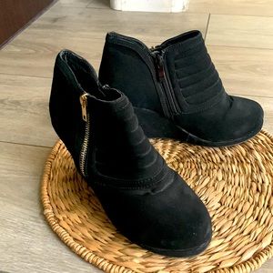 Black ankle booties